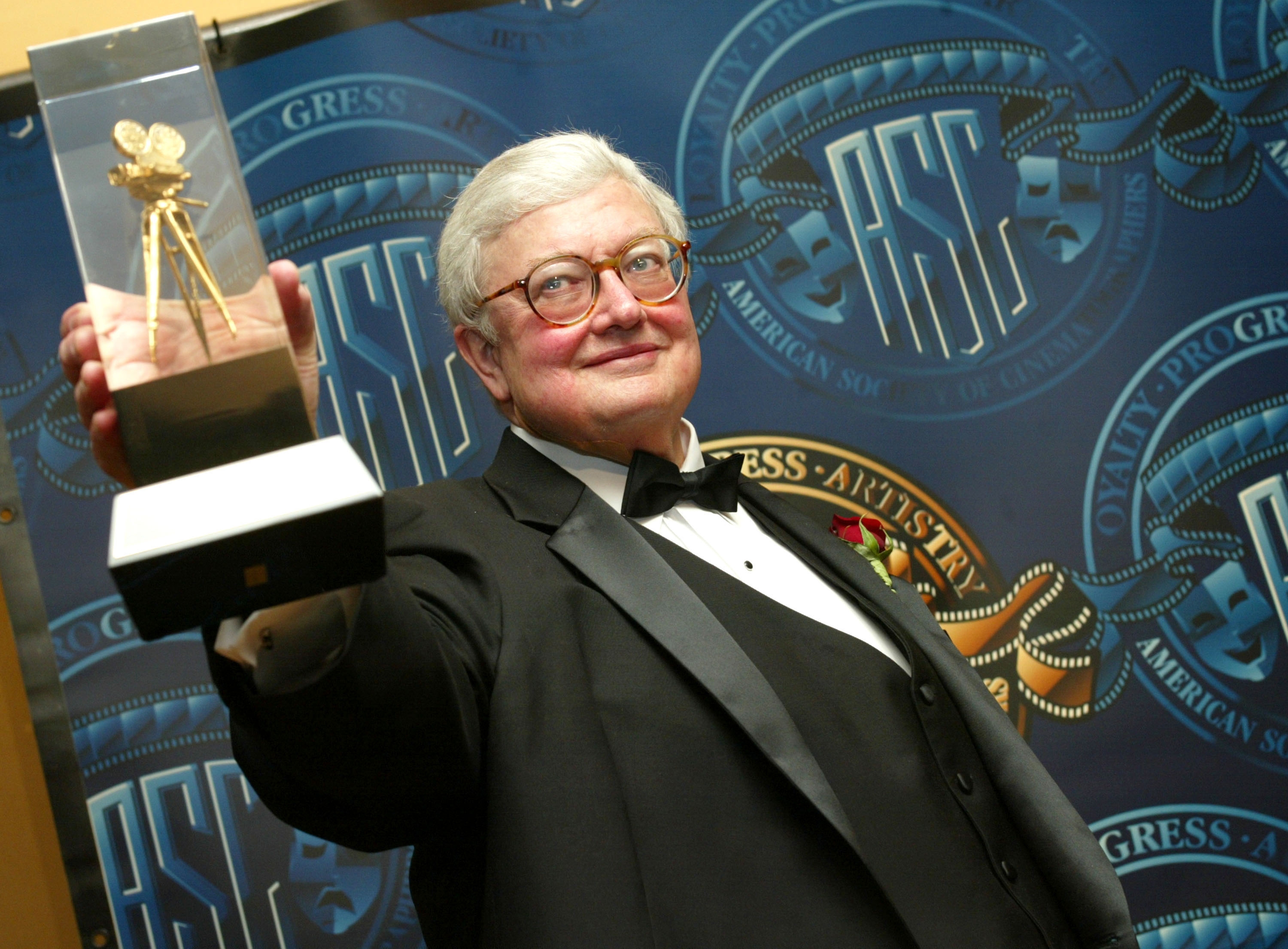 Film Critic Roger Ebert receives a special award of recognition at the American Society of Cinematographers 17th Annual Outstanding Achievement Awards at the Century Plaza Hotel on February 16, 2003 in Los Angeles, California. (Photo by Kevin Winter/Getty Images) 