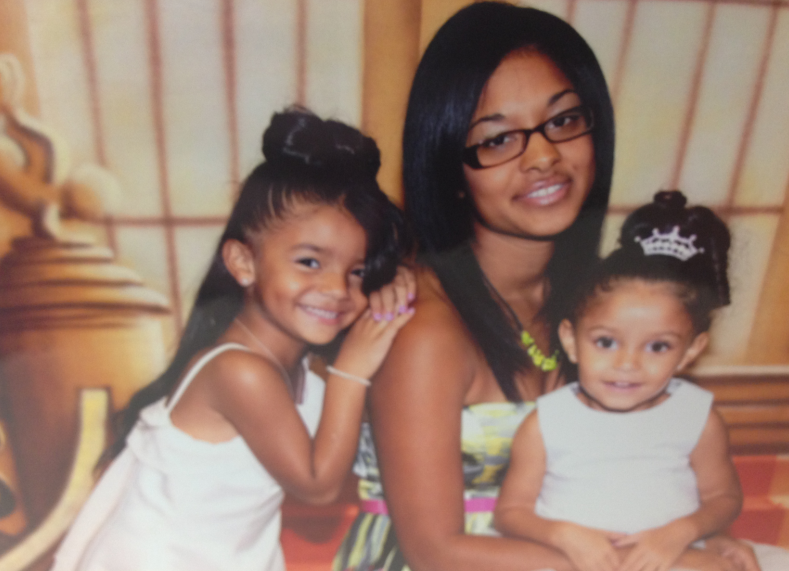 Lindsey Williams, with her two children Yazmin (left) and Arielle, were killed in a crash on Interstate 65. (Credit: Family photo) 