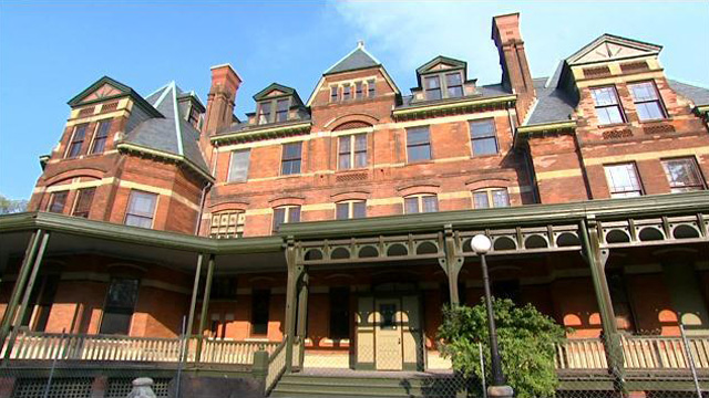 The Hotel Florence, part of George Pullman's company town, is currently overseen by the Illinois Historic Preservation Agency, which bought the building to avoid demolition. (Credit: CBS)
