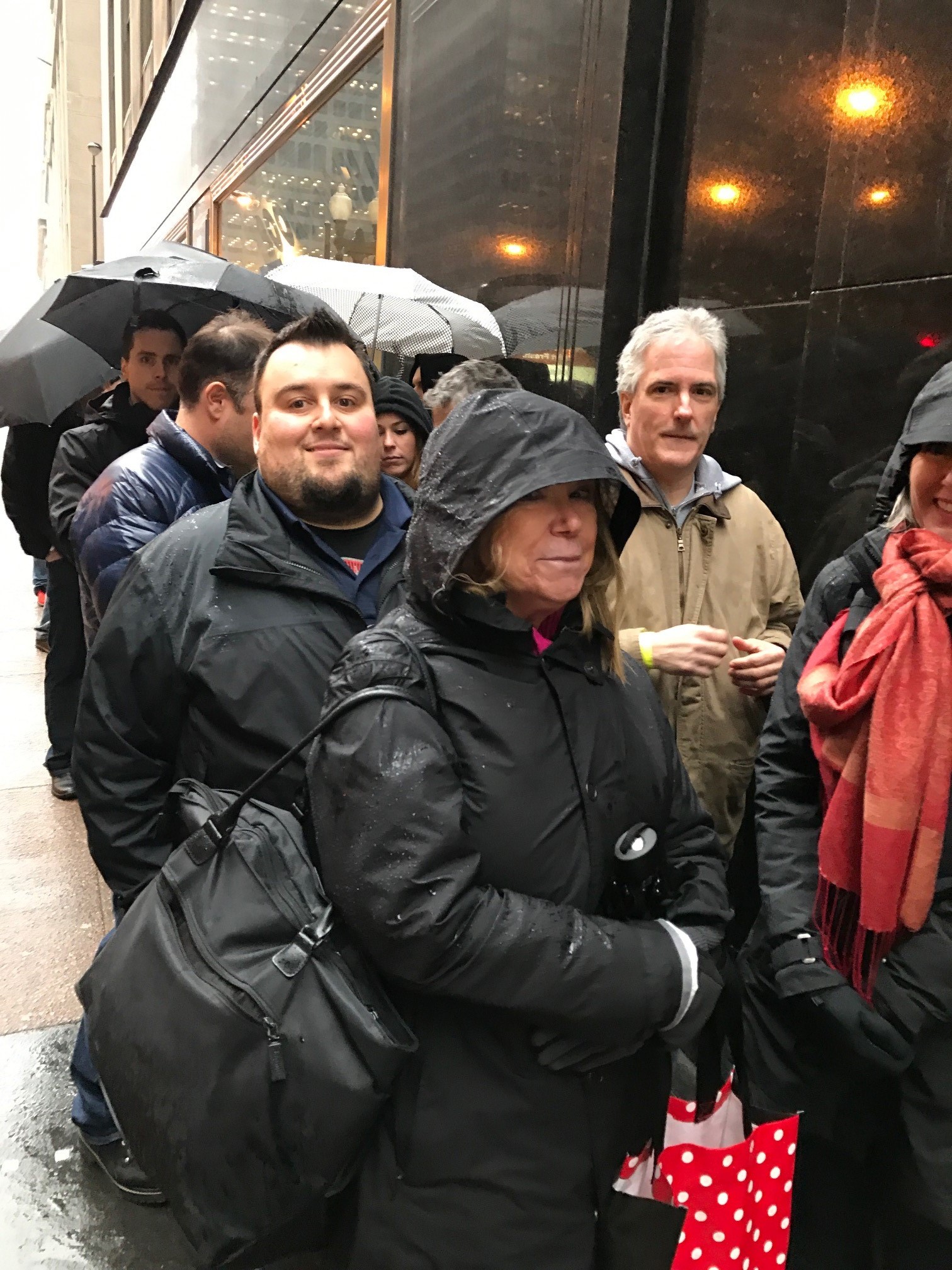 Fans line up outside, streching three blocks, for Bruce Springsteen's book signing (Credit: WBBM/Lisa Fielding)