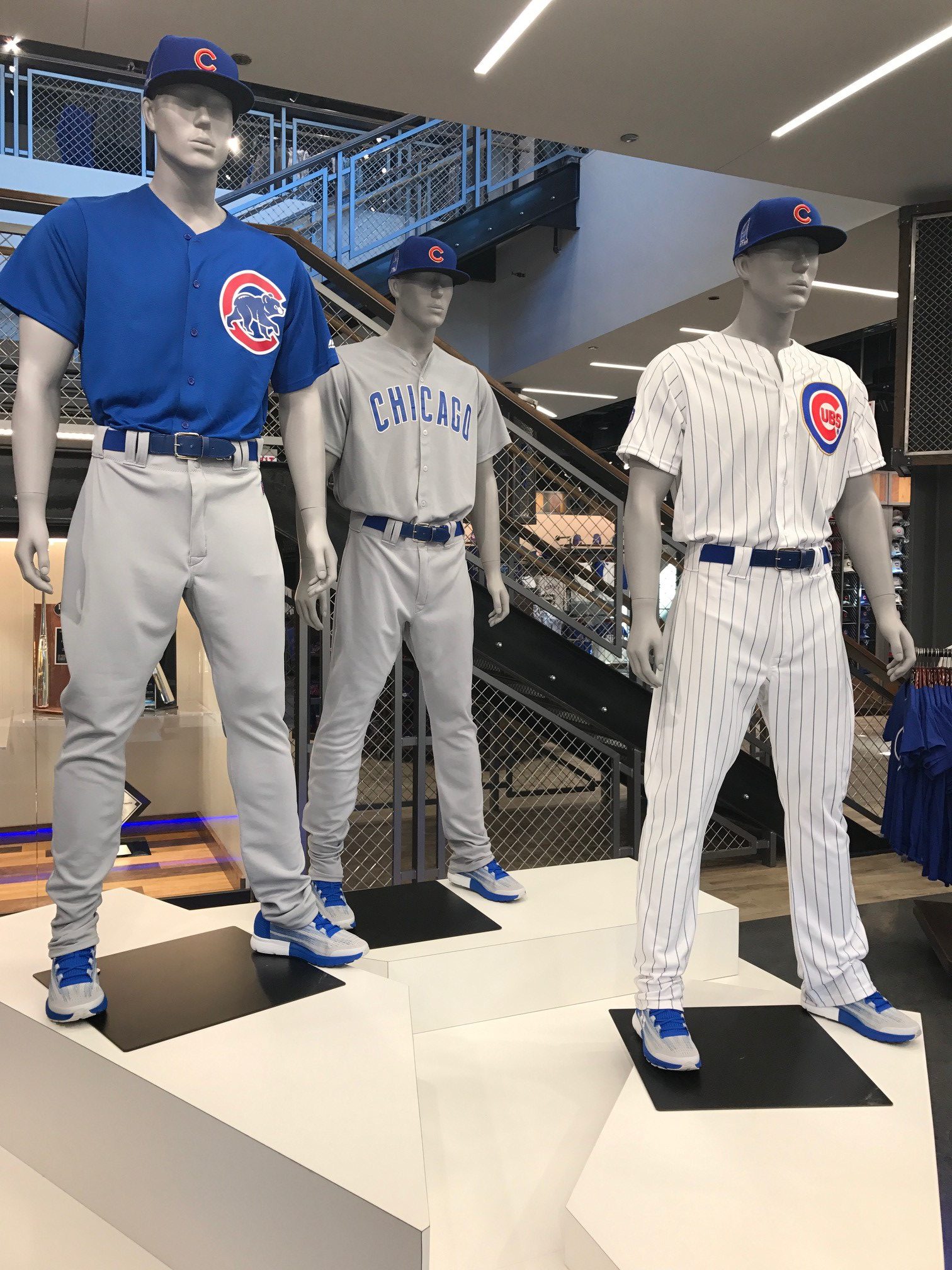 chicago cubs merchandise store