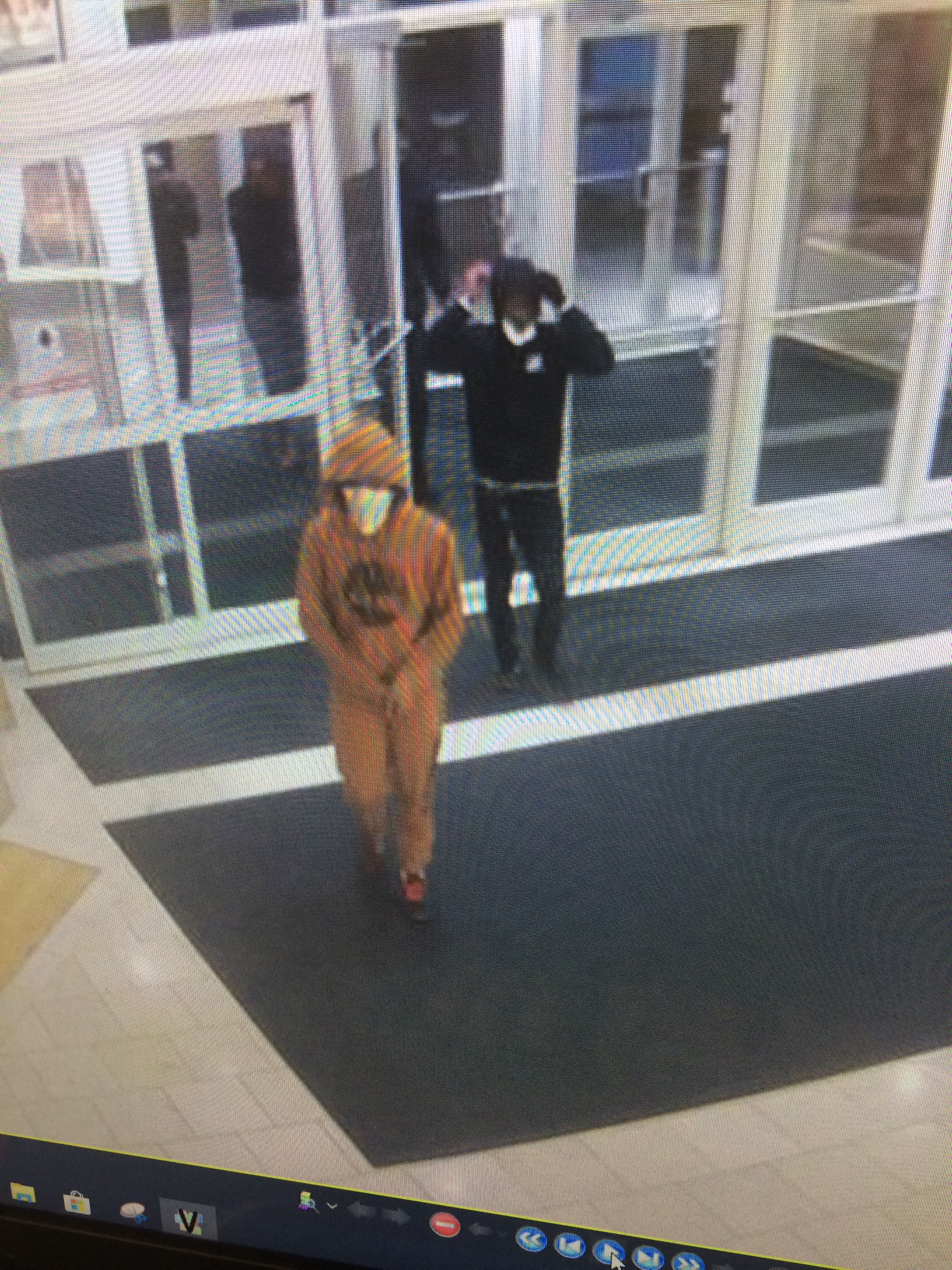 Images Show Similar Outfits For Suspects In Louis Vuitton Thefts – CBS Chicago