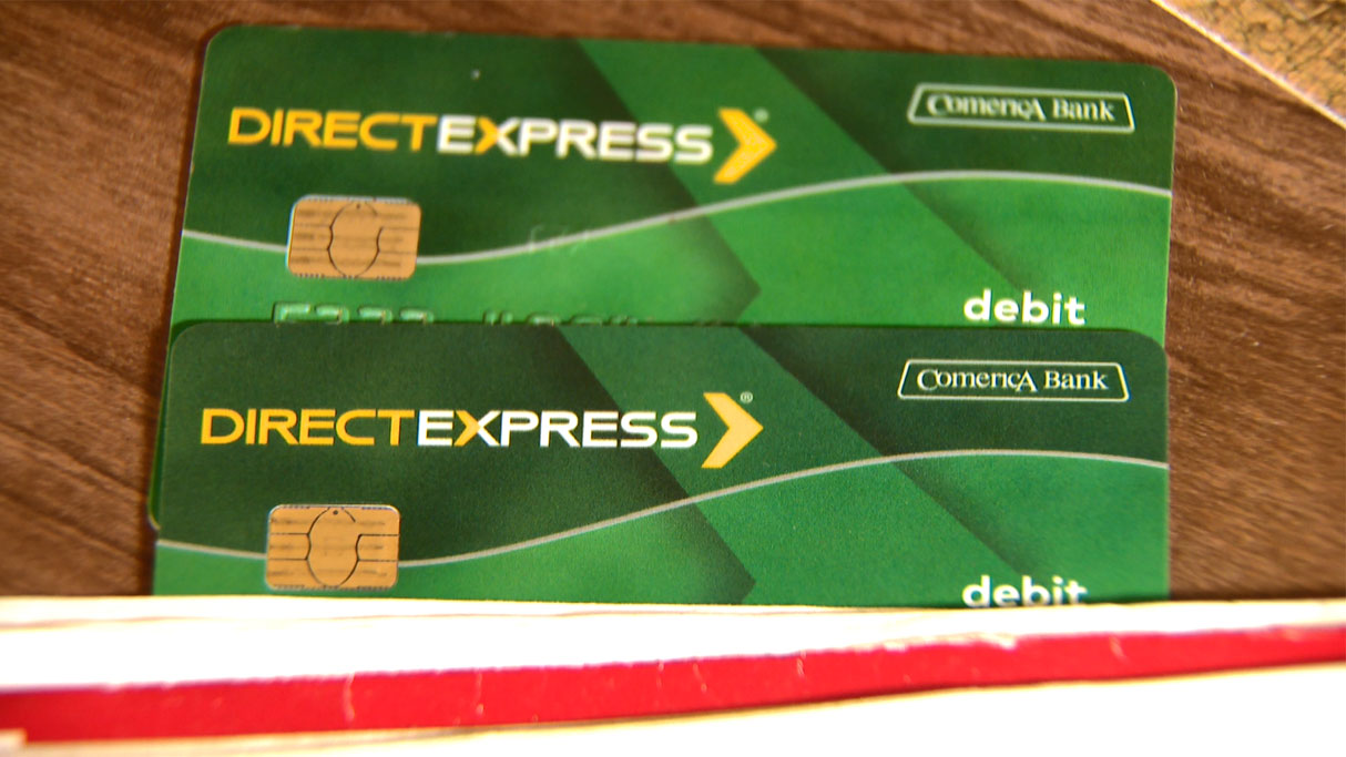 Problems With Direct Express Debit Cards Are Widespread Cbs Chicago