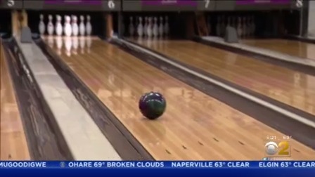 Bowlers Ecstatic As Illinois Bowling Alleys Finally Reopen We Have Really Jumped Through So Many Hoops Cbs Chicago